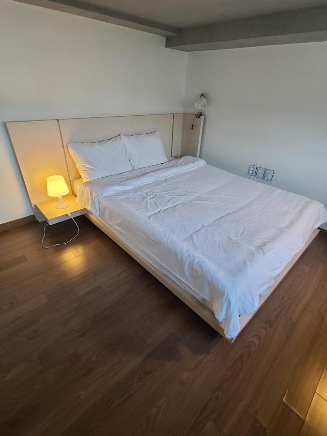 Jinwoo Prestige Hotel Geoje Dış mekan fotoğraf